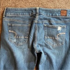 American Eagle Women's Distressed Size 10 Artist Stretch Flare Jeans X-Long